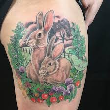 hình xăm 2 con thỏ ở mông
